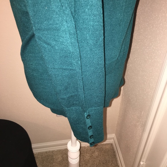 Sweater - Picture 3 of 5